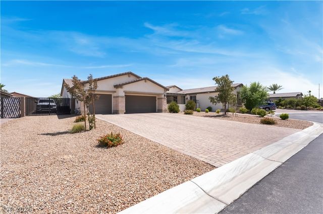 8626 Home Gate Court, Las Vegas, NV 89113