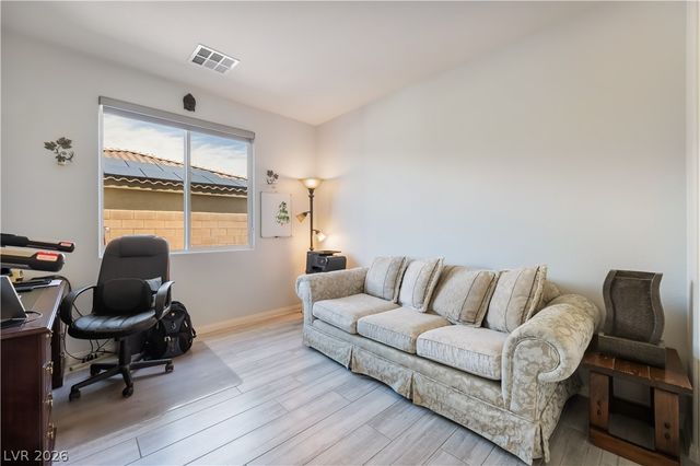 8626 Home Gate Court, Las Vegas, NV 89113