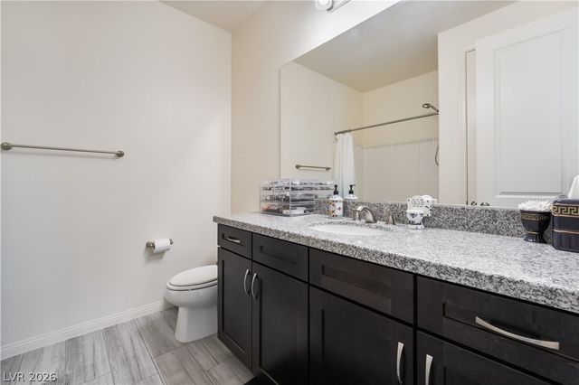 8626 Home Gate Court, Las Vegas, NV 89113
