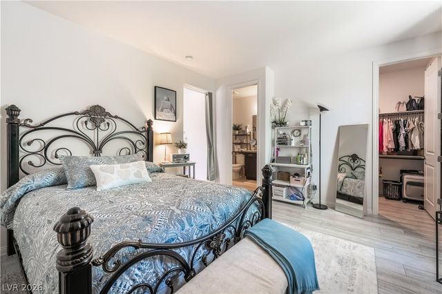 8626 Home Gate Court, Las Vegas, NV 89113