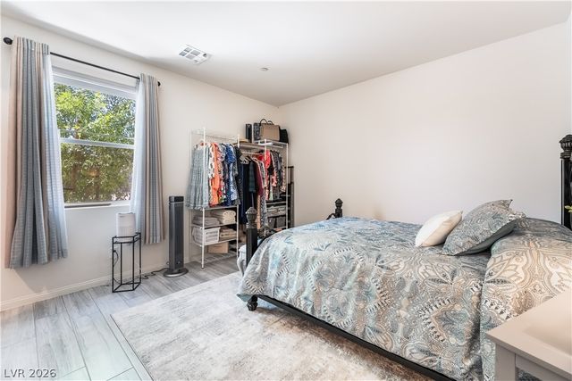8626 Home Gate Court, Las Vegas, NV 89113