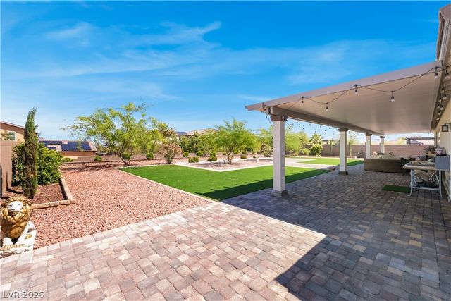 8626 Home Gate Court, Las Vegas, NV 89113