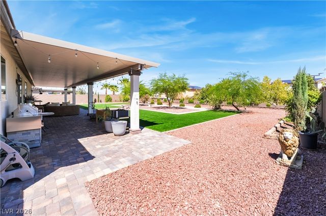 8626 Home Gate Court, Las Vegas, NV 89113