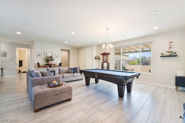 8626 Home Gate Court, Las Vegas, NV 89113