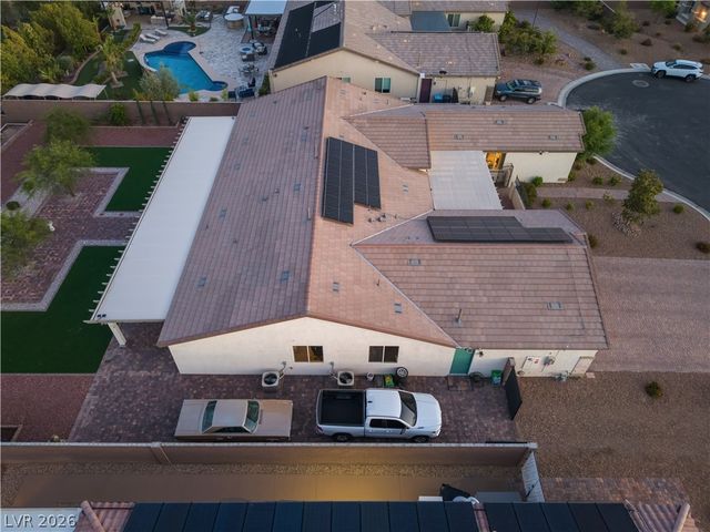 8626 Home Gate Court, Las Vegas, NV 89113