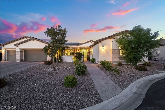 8626 Home Gate Court, Las Vegas, NV 89113