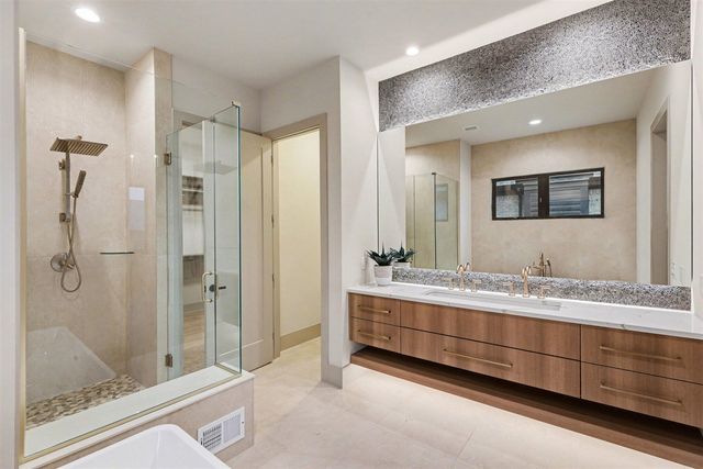 13958 Arthur Court, Washington, MI 48094