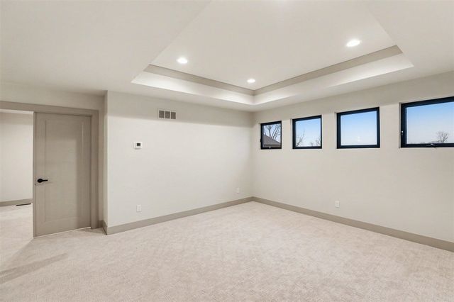 13958 Arthur Court, Washington, MI 48094