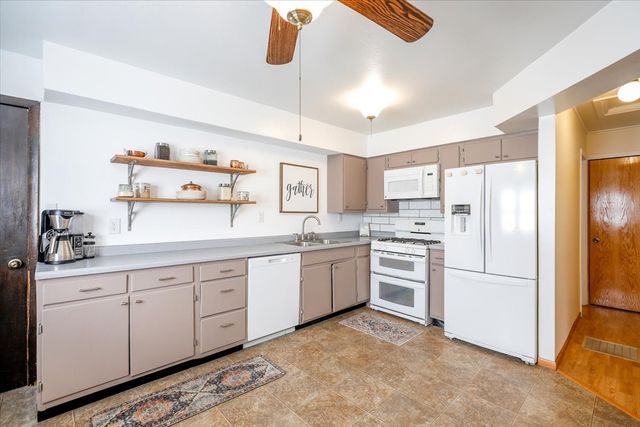 1200 Herold Avenue, Des Moines, IA 50315