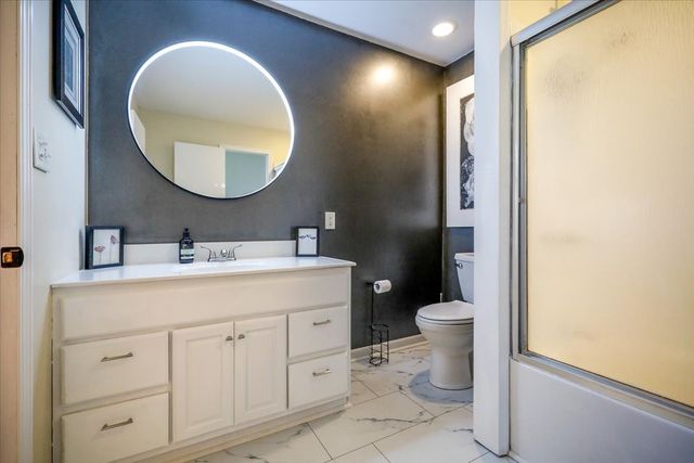 1200 Herold Avenue, Des Moines, IA 50315