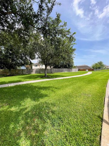 4010 Bealey Lane, Houston, TX 77047