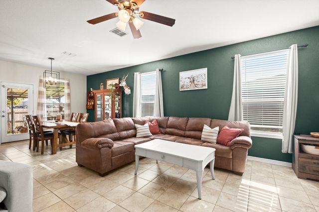 613 Lost Pond, New Braunfels, TX 78130