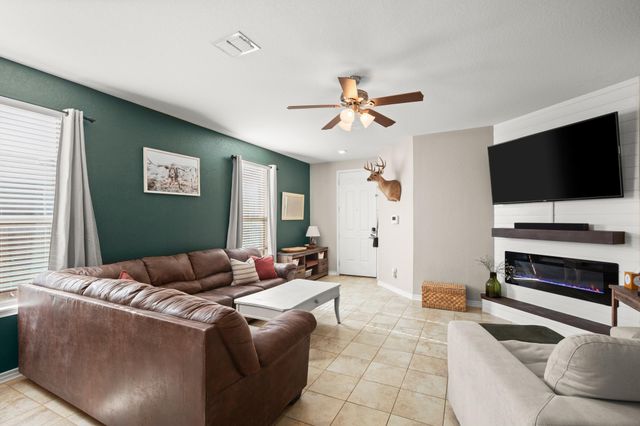 613 Lost Pond, New Braunfels, TX 78130