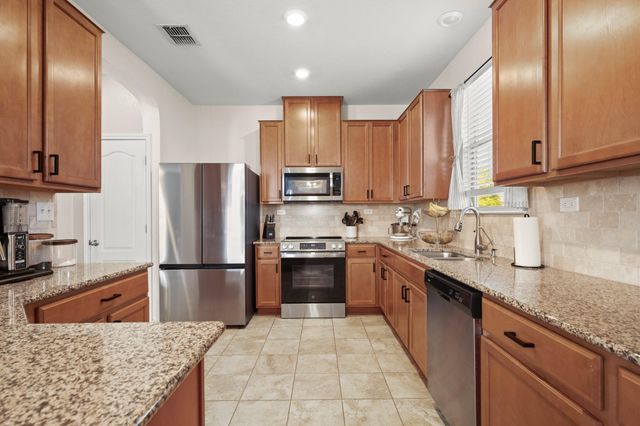 613 Lost Pond, New Braunfels, TX 78130