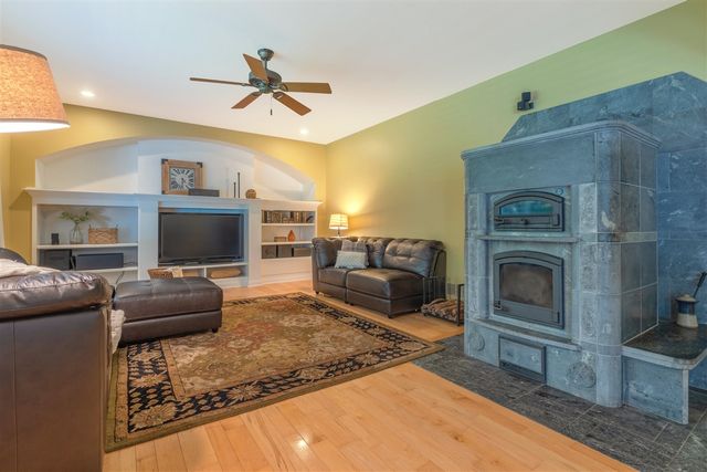 6420 Palomino Park, Kalamazoo, MI 49009