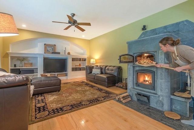 6420 Palomino Park, Kalamazoo, MI 49009