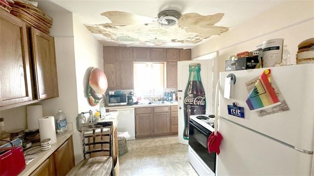 4232 Holly Street, Kansas City, MO 64111
