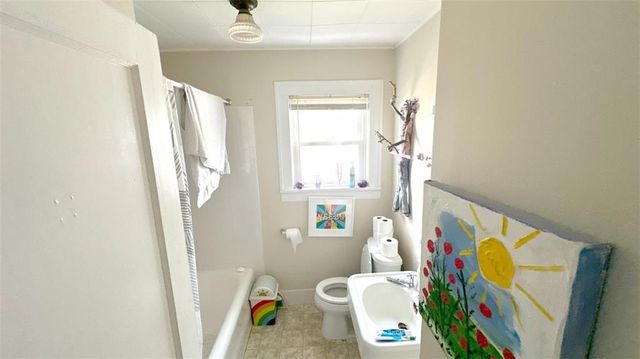 4232 Holly Street, Kansas City, MO 64111