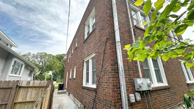 4232 Holly Street, Kansas City, MO 64111