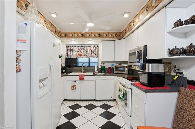 631 SE 12th AVE 100, Cape Coral, FL 33990