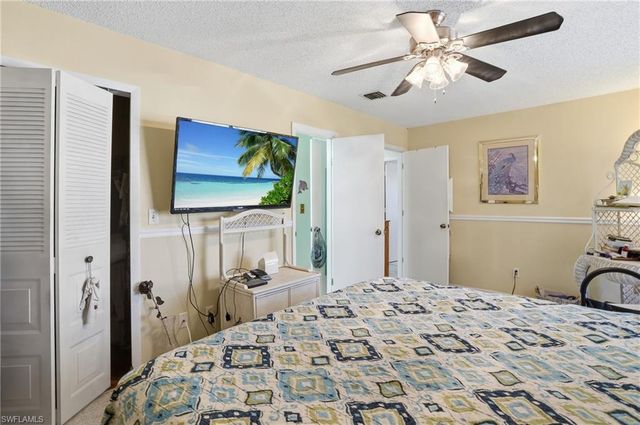 631 SE 12th AVE 100, Cape Coral, FL 33990