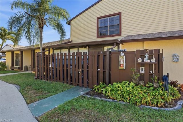 631 SE 12th AVE 100, Cape Coral, FL 33990