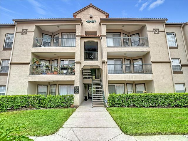 18107 PEREGRINES PERCH PLACE 6111, Lutz, FL 33558