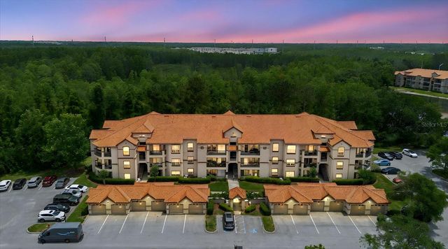 18107 PEREGRINES PERCH PLACE 6111, Lutz, FL 33558