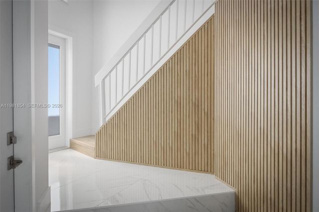 13911 SW 100th Ln, Miami, FL 33186