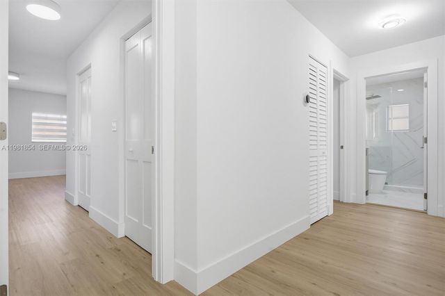 13911 SW 100th Ln, Miami, FL 33186