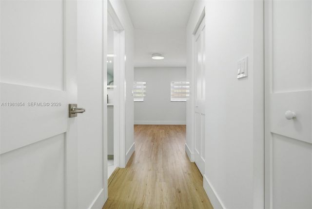 13911 SW 100th Ln, Miami, FL 33186