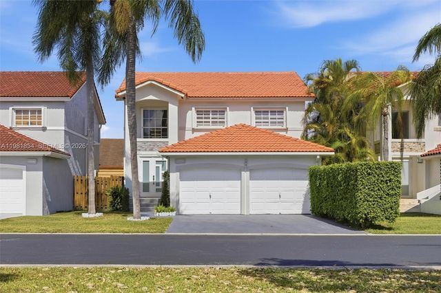 13911 SW 100th Ln, Miami, FL 33186