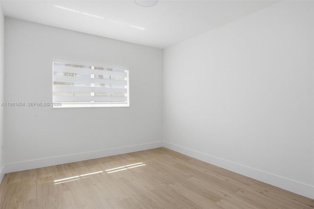 13911 SW 100th Ln, Miami, FL 33186