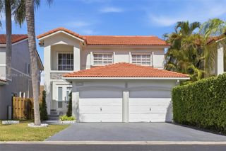 13911 SW 100th Ln, Miami, FL 33186