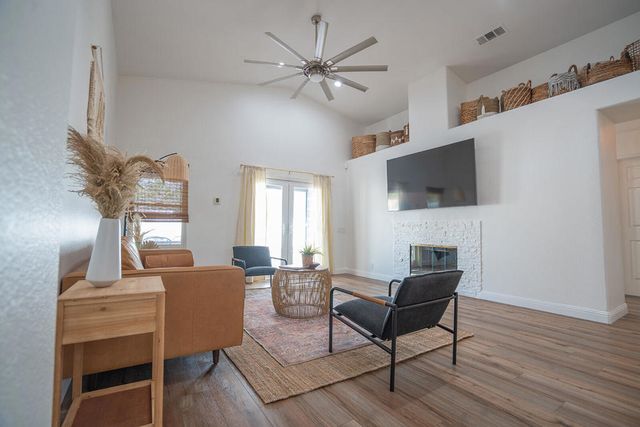 45150 Birchcrest Circle, La Quinta, CA 92253
