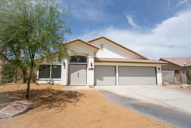 45150 Birchcrest Circle, La Quinta, CA 92253