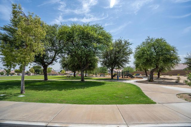 45150 Birchcrest Circle, La Quinta, CA 92253