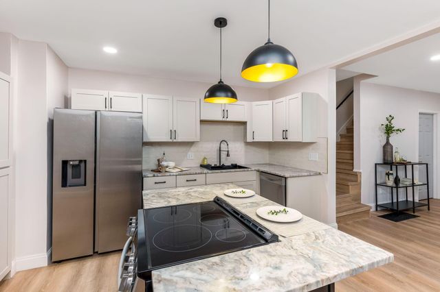 72 Avondale Avenue, Columbus, OH 43222