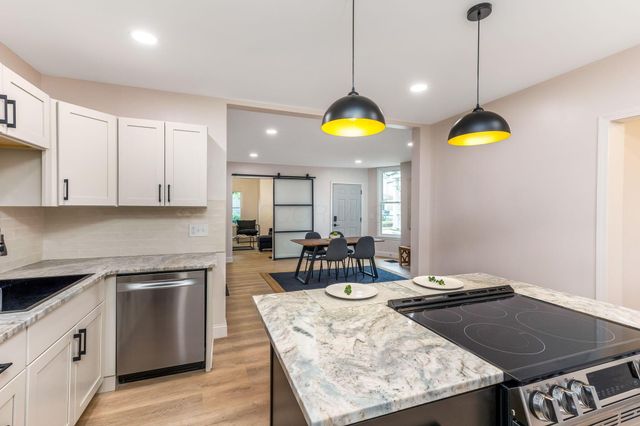 72 Avondale Avenue, Columbus, OH 43222