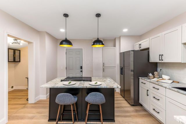 72 Avondale Avenue, Columbus, OH 43222