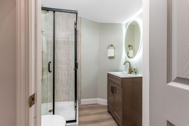 72 Avondale Avenue, Columbus, OH 43222