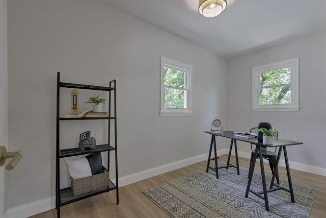 72 Avondale Avenue, Columbus, OH 43222