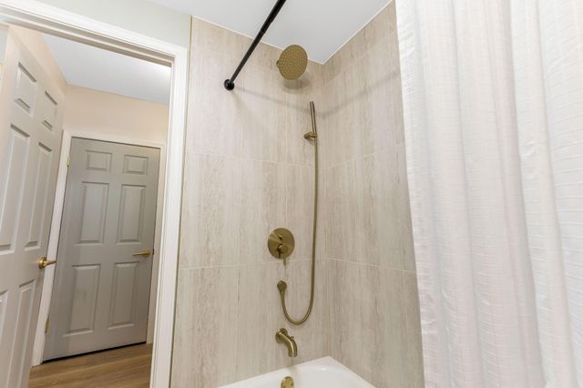 72 Avondale Avenue, Columbus, OH 43222