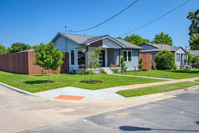 6550 Lockheed Boulevard, Dallas, TX 75209