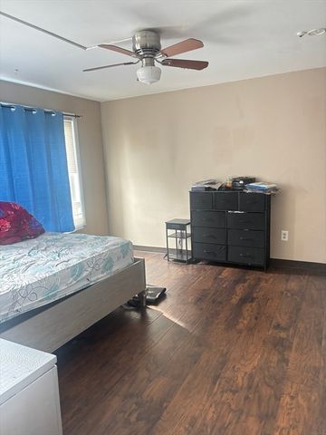 77 Colonel Bell Dr 4, Brockton, MA 02301