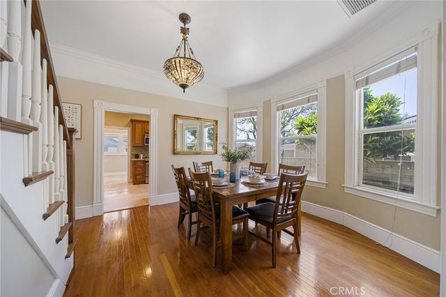 560 N 2nd Avenue, Upland, CA 91786
