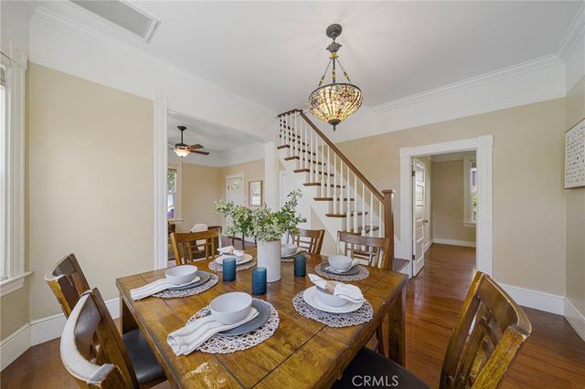 560 N 2nd Avenue, Upland, CA 91786