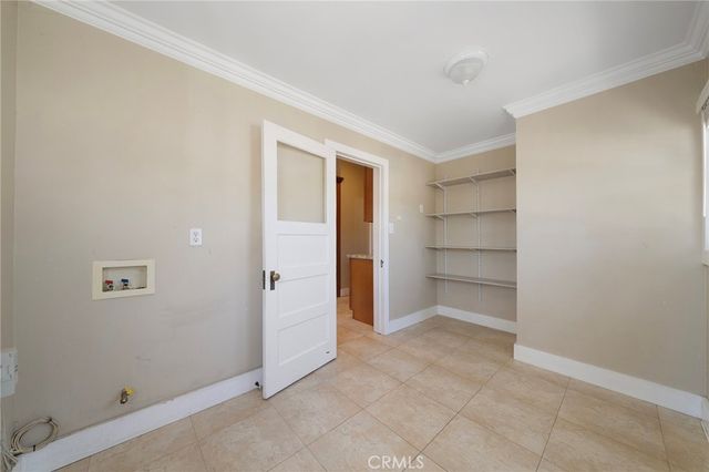 560 N 2nd Avenue, Upland, CA 91786