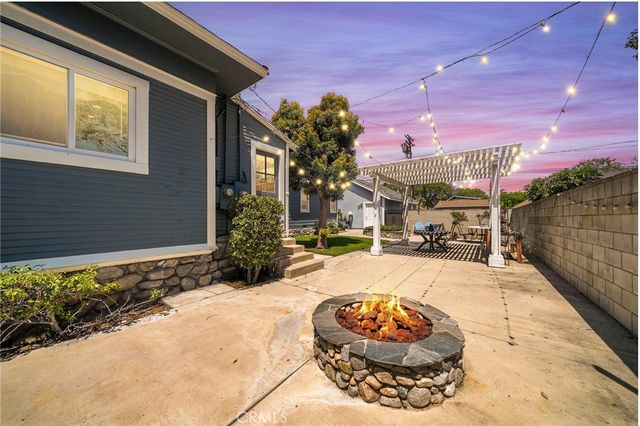 560 N 2nd Avenue, Upland, CA 91786