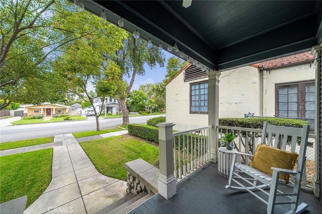 560 N 2nd Avenue, Upland, CA 91786